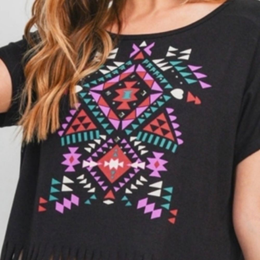 Threadzwear Boho Fringe Top - Picture 2 of 3